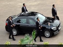 ख़ास लोगों की सुरक्षा के बजट में इजाफा, पीएम मोदी और राहुल गांधी जैसे VIP की सुरक्षा पर होता है इतना खर्च ख़ास लोगों की सुरक्षा के बजट में इजाफा, पीएम मोदी और राहुल गांधी जैसे VIP की सुरक्षा पर होता है इतना खर्च