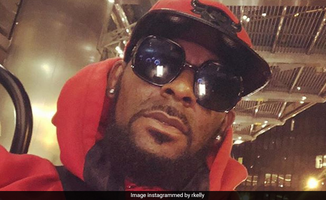 Singer R Kelly's Longtime Girlfriend Alleges She Was Starved, Choked And Forced Into Abortions: Report