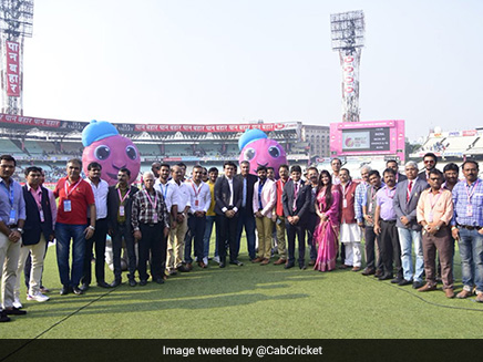 Sourav Ganguly Poses With CAB "Elite Team" Post Successful Pink-Ball Test