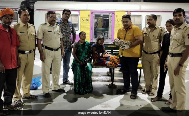 Woman Gives Birth At Mumbai Rail Station, "One-Rupee Clinic" To Rescue Again