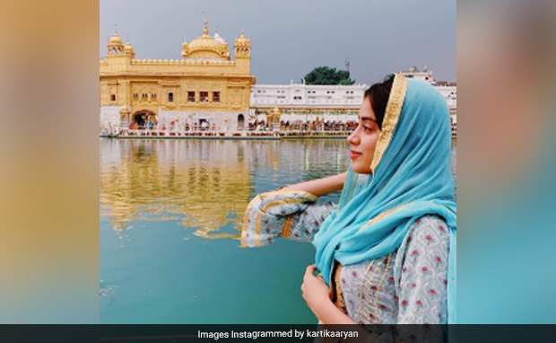 Inside Janhvi Kapoor's Golden Temple Visit. See Pics