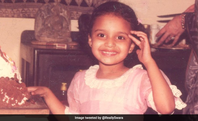 Swara Bhasker's ROFL 'Gaali Dena Buri Baat' Tweet (With Savage Note To Trolls)