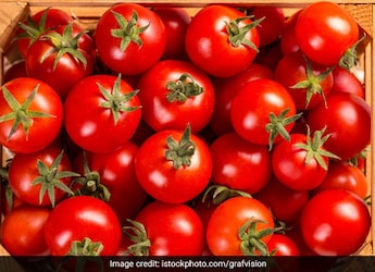 Amazing Hack Lets You Peel Tomatoes In A Jiffy! All You Need Is Five Minutes Amazing Hack Lets You Peel Tomatoes In A Jiffy! All You Need Is Five Minutes