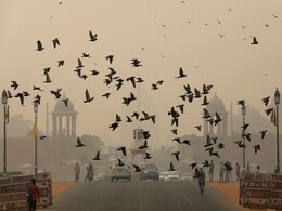 Centre's "Rs 1,500 Crore Ad Spent" Barb At Arvind Kejriwal Over Pollution Centre's "Rs 1,500 Crore Ad Spent" Barb At Arvind Kejriwal Over Pollution