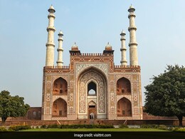 At Least 80 Blackbucks To Be Shifted Out Of Akbar's Tomb In Agra At Least 80 Blackbucks To Be Shifted Out Of Akbar's Tomb In Agra