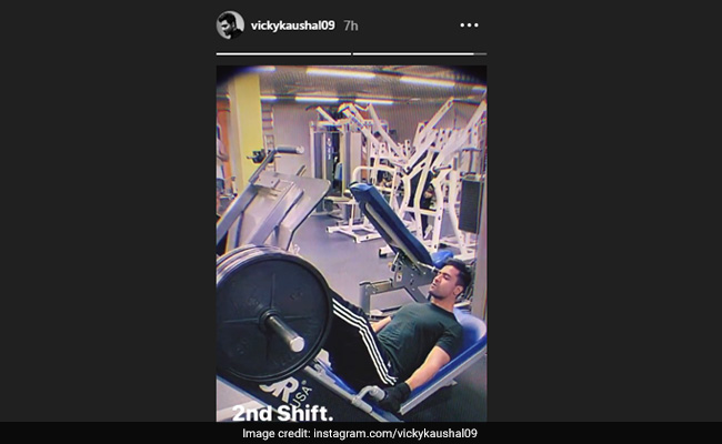 Vicky Kaushal shares a video of performing leg press
