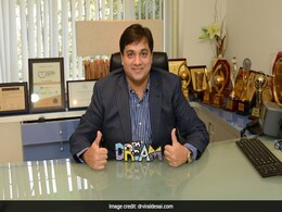 Mumbai Celebrity Cosmetic Surgeon Facing Rape Charge Gets Pre-Arrest Bail Mumbai Celebrity Cosmetic Surgeon Facing Rape Charge Gets Pre-Arrest Bail