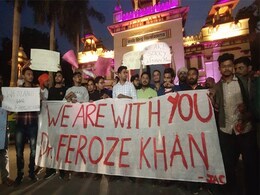 Bengal College Welcomes Muslim Sanskrit Professor As Row In BHU Continues Bengal College Welcomes Muslim Sanskrit Professor As Row In BHU Continues