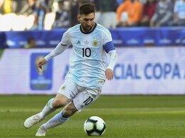 तीन माह का बैन झेलने के बाद Lionel Messi की अर्जेंटीना फुटबॉल टीम में हुई वापसी तीन माह का बैन झेलने के बाद Lionel Messi की अर्जेंटीना फुटबॉल टीम में हुई वापसी