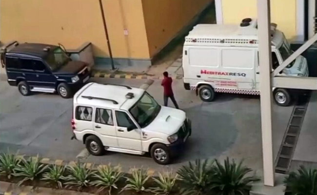 Woman Loses Rs 5 Lakh Ring In Noida Mall, Cops Trace It Within 6 Hours
