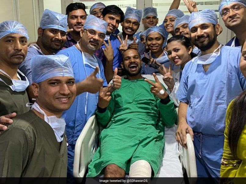 Shikhar Dhawan Shares Pictures With Hospital Staff, Hardik Pandya Wins Over Internet With Witty Reply Shikhar Dhawan Shares Pictures With Hospital Staff, Hardik Pandya Wins Over Internet With Witty Reply