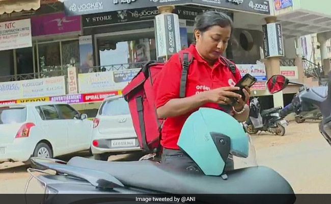 Food Delivery Executive To Contest Civic Polls In Karnataka As Congress Candidate