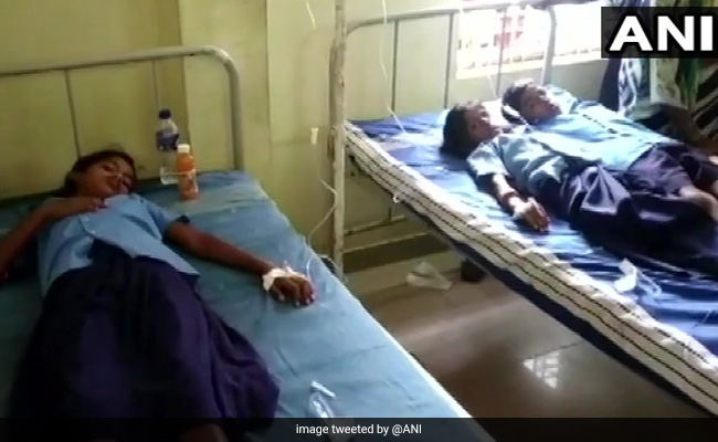 20 Students Fall Ill After Allegedly Eating Mid-Day Meal In Karnataka
