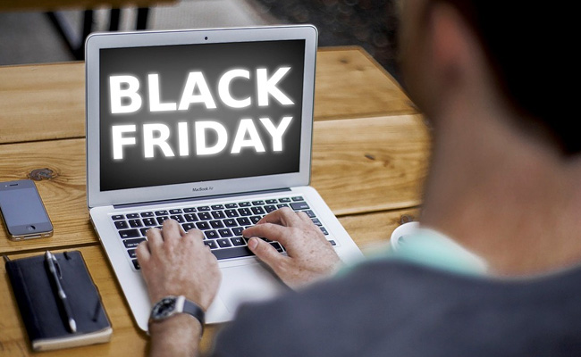 Online Shopping Spend Soars Even Before Retailers Open On 'Black Friday'