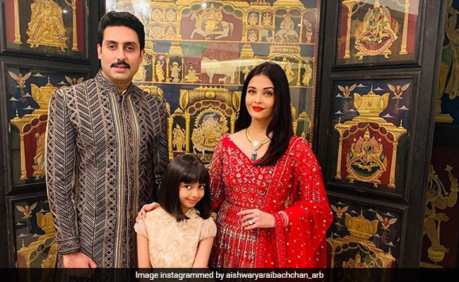 Aishwarya Rai Does It Again! In A Red <i>Anarkali</i> Suit, She Sets Ethnic Goals