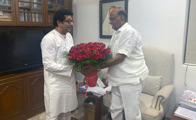 Amid Maharashtra Uncertainty, Raj Thackeray Meets Sharad Pawar