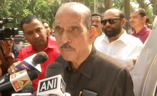 Ex Maharashtra Chief Minister Manohar Joshi Suffers Cardiac Arrest, Hospitalised