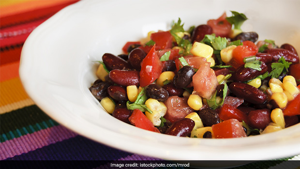 High-Protein Diet: This Desi <i>Rajma-Chana</i> Salad Is Just What You Need For A Wholesome Breakfast