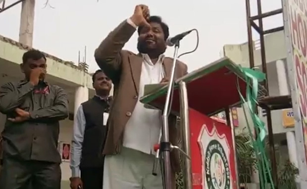 एमएलए ने नशे को बुरा बताते हुए, पृथ्वीराज चौहान जैसे राजाओं को शराबी बता दिया!