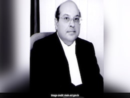 Justice RF Nariman Retires, Chief Justice Says "Losing One Of The Lions" Justice RF Nariman Retires, Chief Justice Says "Losing One Of The Lions"