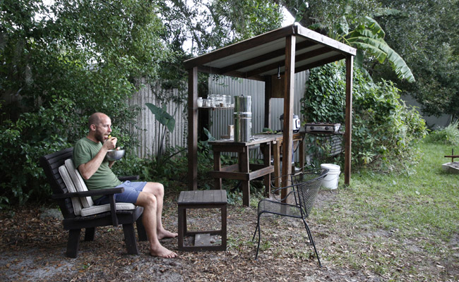 How To Live Off The Land... In A Major US City