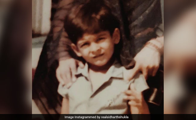 Children's Day पर Bigg Boss 13 के इस सदस्य की तस्वीर हुई वायरल, पहचानिए कौन हैं ये?