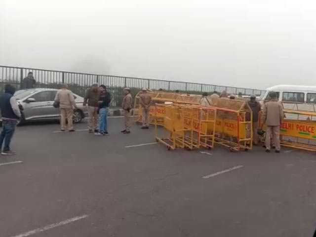 Watch: Rush Hour Nightmare As Cops Check Vehicles At Delhi-Gurgaon Border