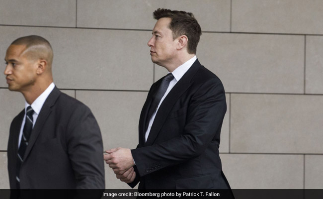 Elon Musk Tells Jury He's Worth $20 Billion But Is Short On Cash