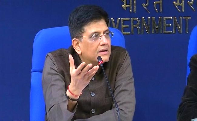 मॉल में दुकानें खोलने के सरकार ने दिए संकेत, स्वास्थ्य मंत्रालय के दिशानिर्देशों पर निर्णय संभव