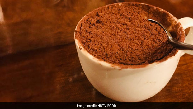 Celeb Nutritionist Pooja Makhija's Overnight Oats Has A Twist Of Tiramisu