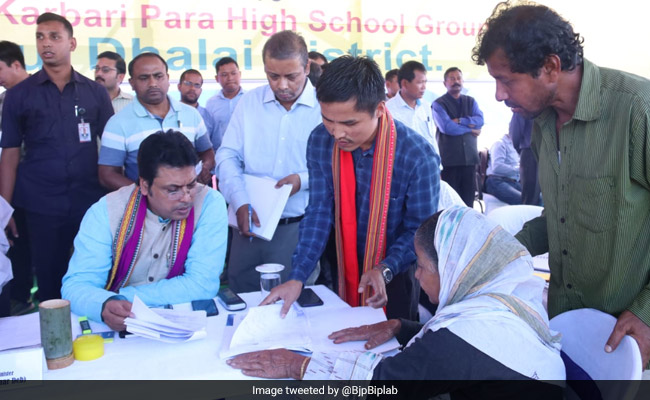 In a first, Biplab Dev Holds <i>Janata Darbar</i> To hear People's Grievances