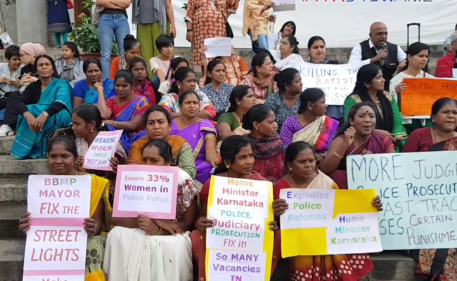 #NirbhayaDishaMe: Bengaluru Protests For Women's Safety