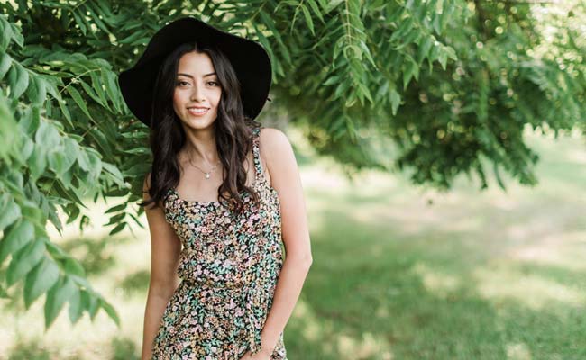 8 Dark Floral Dresses If You Aren't Ready To Let Go Of Summer Just Yet