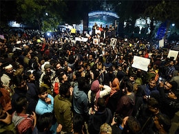 Delhi University Students Protest Against Crackdown In Jamia, Aligarh Delhi University Students Protest Against Crackdown In Jamia, Aligarh