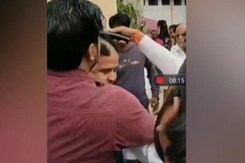 Mumbai Man Alleges Head Shaved By Sena Men Over Post On Uddhav Thackeray Mumbai Man Alleges Head Shaved By Sena Men Over Post On Uddhav Thackeray
