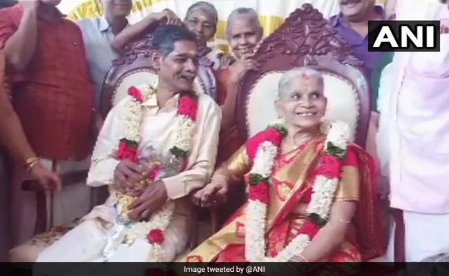 Kerala Couple Marry After Falling In Love At Old Age Home, Photos Viral