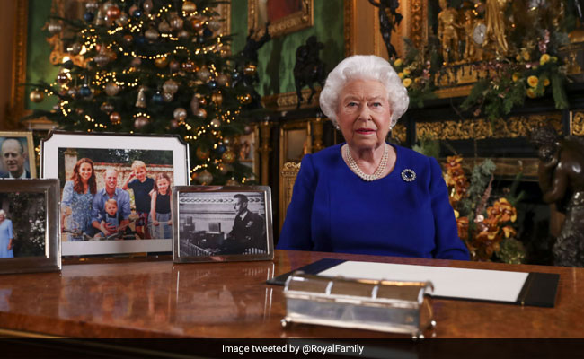 COVID-19: Queen Elizabeth Thanks Health Workers Across World For Their Services