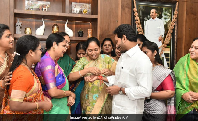 Women Leaders Of YSR Congress Tie Rakhi To Jagan Reddy For New Anti-Rape Law