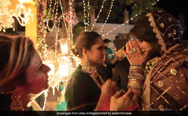"Really Gonna Miss You," Says Sania Mirza In Sister Anam's Wedding Video