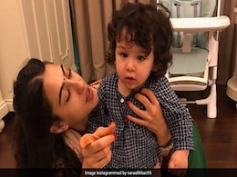 सारा अली खान ने तैमूर के बर्थडे पर शेयर की Photos, छोटे भाई के साथ यूं मस्ती करतीं नजर आईं एक्ट्रेस सारा अली खान ने तैमूर के बर्थडे पर शेयर की Photos, छोटे भाई के साथ यूं मस्ती करतीं नजर आईं एक्ट्रेस
