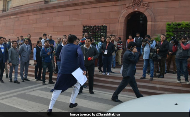 Minister Piyush Goyal Seen Running To Parliament, Wins Praise On Twitter
