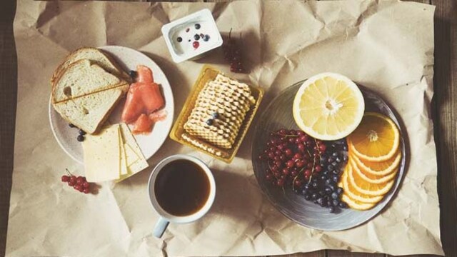 Try these healthy snacks for effective weight loss