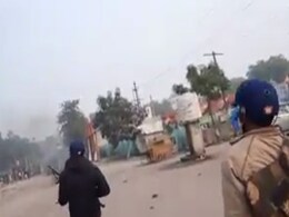 कानपुर में पुलिस की ओर से फायरिंग का एक और Video, प्रदर्शनकारियों से कहा- हिंदुस्तान में रहने नहीं देंगे... कानपुर में पुलिस की ओर से फायरिंग का एक और Video, प्रदर्शनकारियों से कहा- हिंदुस्तान में रहने नहीं देंगे...