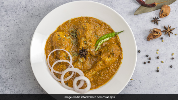 High-Protein Diet: Try These Indian Chicken Curries Cooked Without Oil (Recipes Inside)