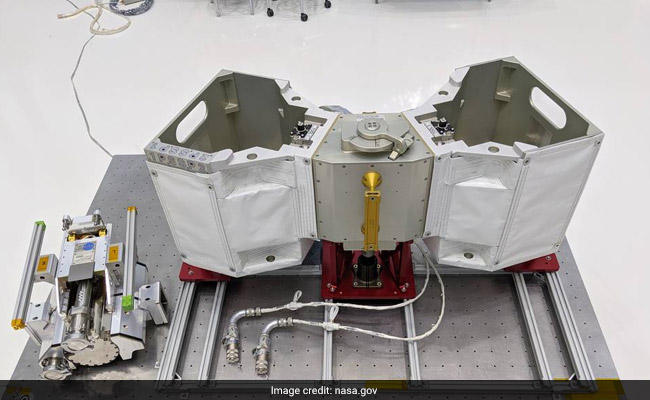 NASA To Launch A ''Robot Hotel'' Outside International Space Station