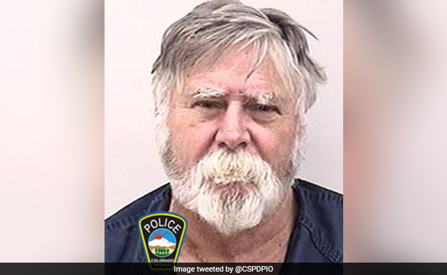 US Man Robbed Bank, Threw Money At People And Yelled "Merry Christmas"