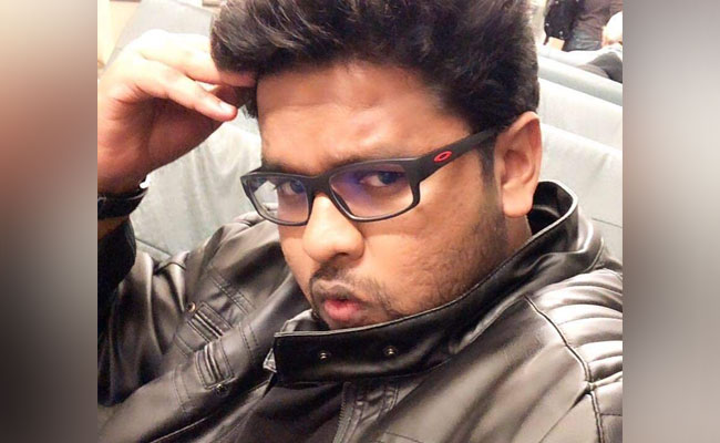 'महिलाओं को रेप में सहयोग देना चाहिए', फिल्मकार के बयान पर लोगों का फूटा गुस्सा, बोले - रेपिस्टों  के साथ फांसी पर लटकाओ इसे....