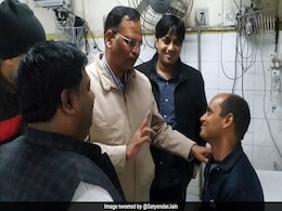 2 Delhi Firemen, Hurt During Rescue Operation, Discharged From Hospital 2 Delhi Firemen, Hurt During Rescue Operation, Discharged From Hospital