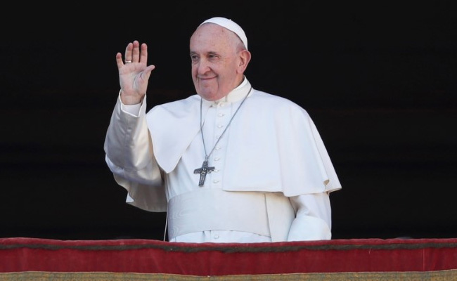 Pope Francis In Christmas Message Appeals For Global Peace