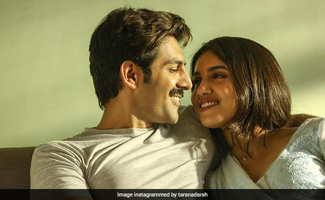 <i>Pati Patni Aur Woh</i> Box Office Collection Day 5: Kartik Aaryan's Film Is Full Speed Ahead At Rs 46 Crore